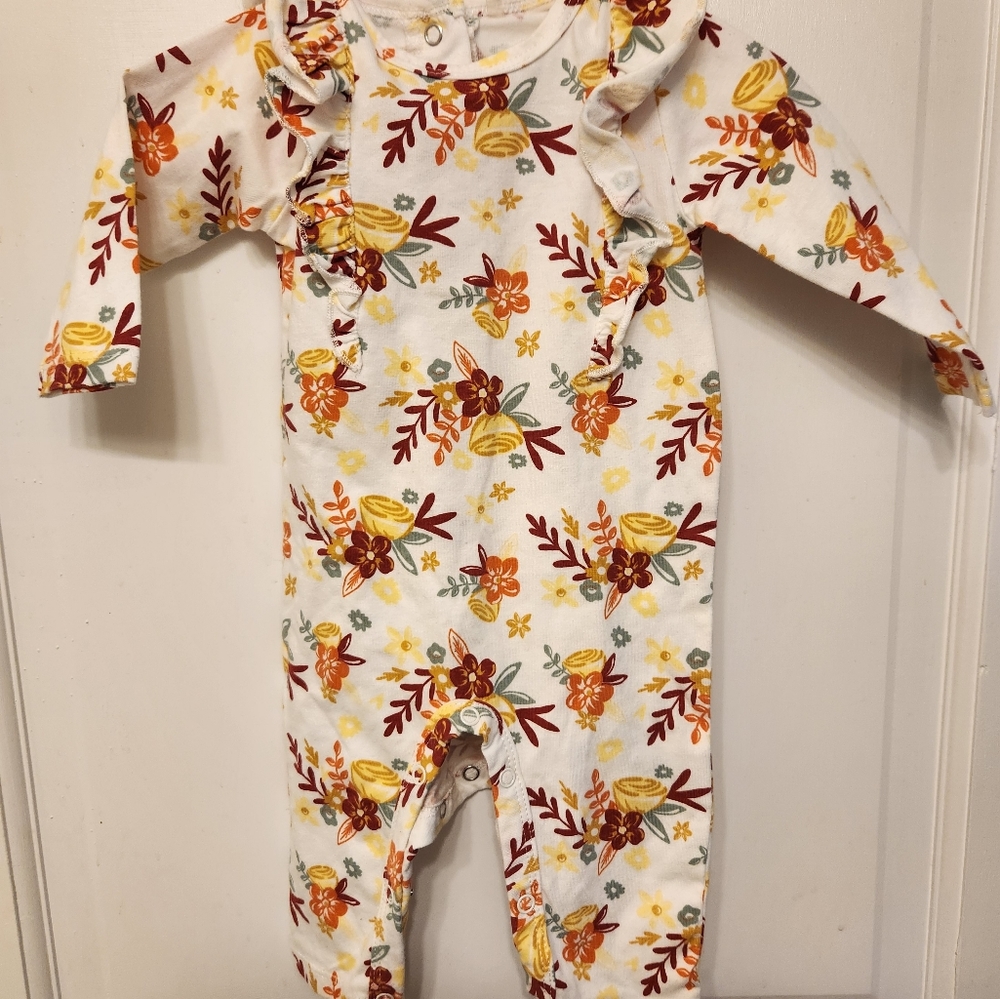 Chick Pea 0-3 month romper GUC